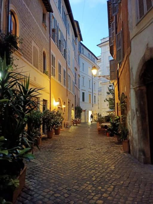 Locanda Cappellari - Campo De' Fiori Rome Exterior photo